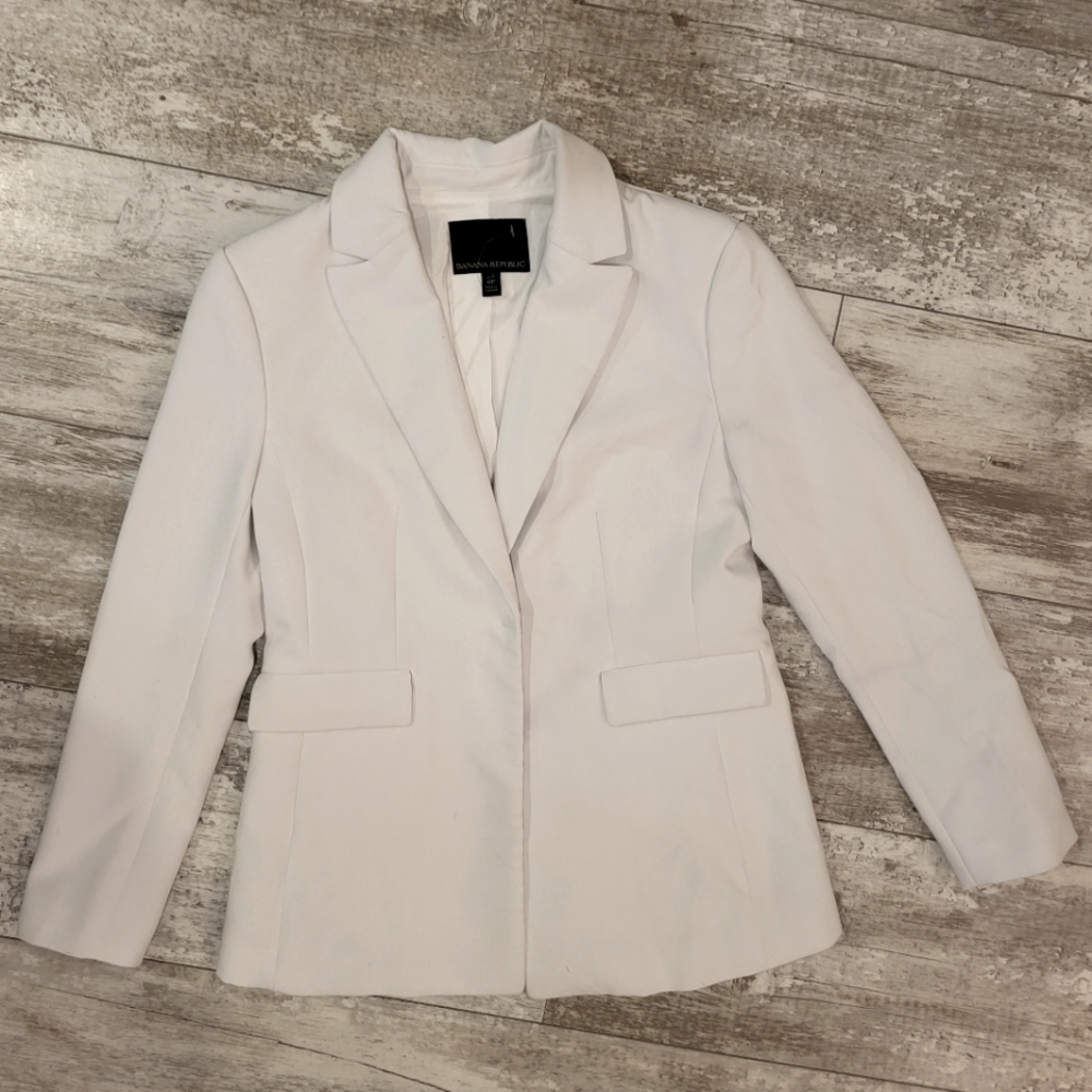 Banana Republic White Blazer NWOT